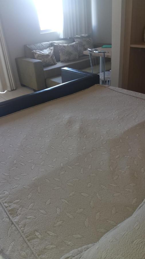 Golden Dolphin Express 5Pessoas Mais 1 Crianca Ate 5 Anos Com Toalhas E Roupas De Cama,Lencois, Travesseiros E Fronhas E 3 Parques Aquaticos Termais Limpeza Impostos E Taxas Ja Incluso Caldas Novas Phòng bức ảnh